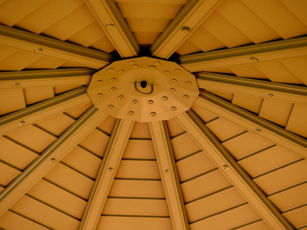 Solarium Florence Auto-Portant 12x15 Beige Avec Toît en Métal – Image 8